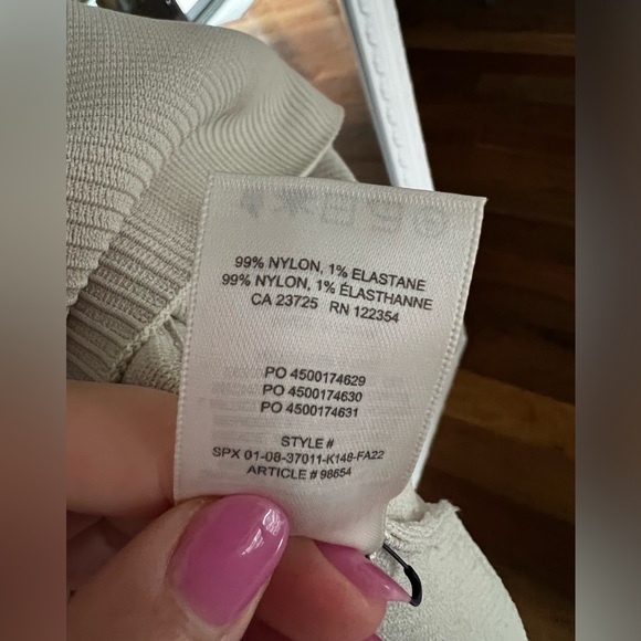 Babaton sculpt knit haulter dress size Large - Picture 10 of 12